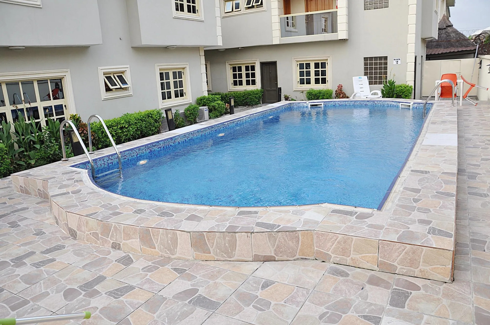 Topaz Luxury Suites & Apartments