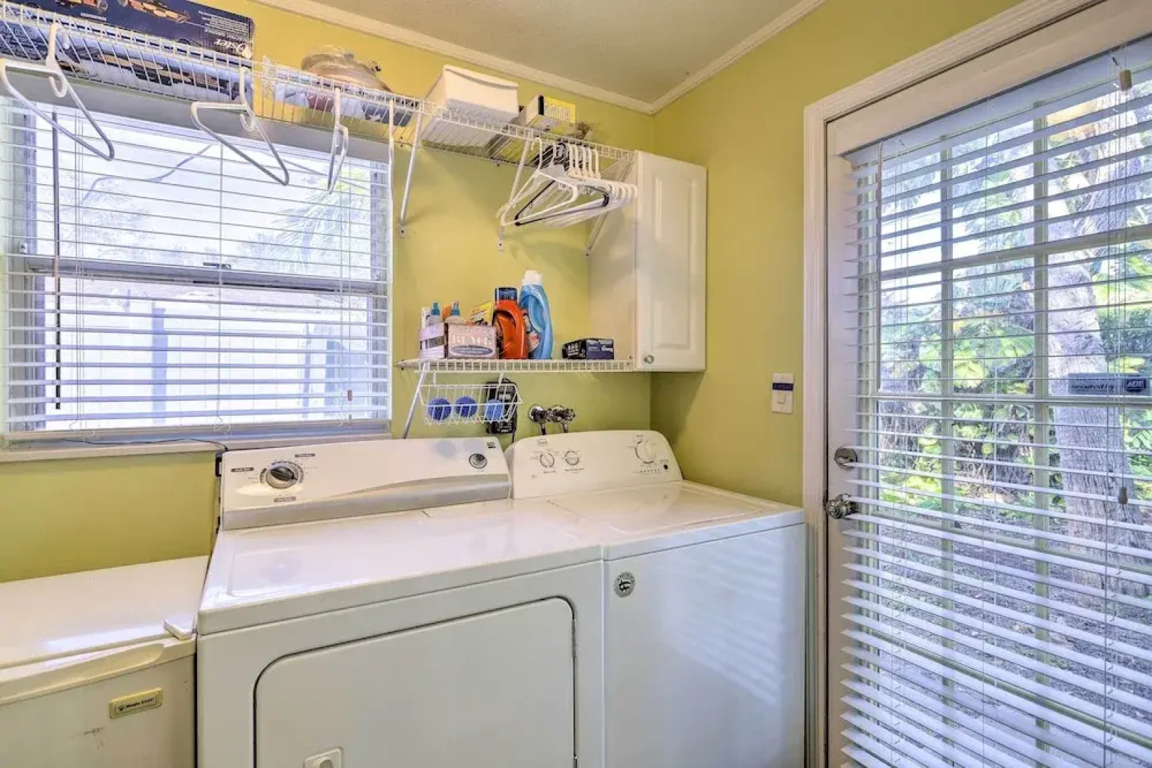 Cape Canaveral Cottage w/ Hot Tub: Walk to Beach