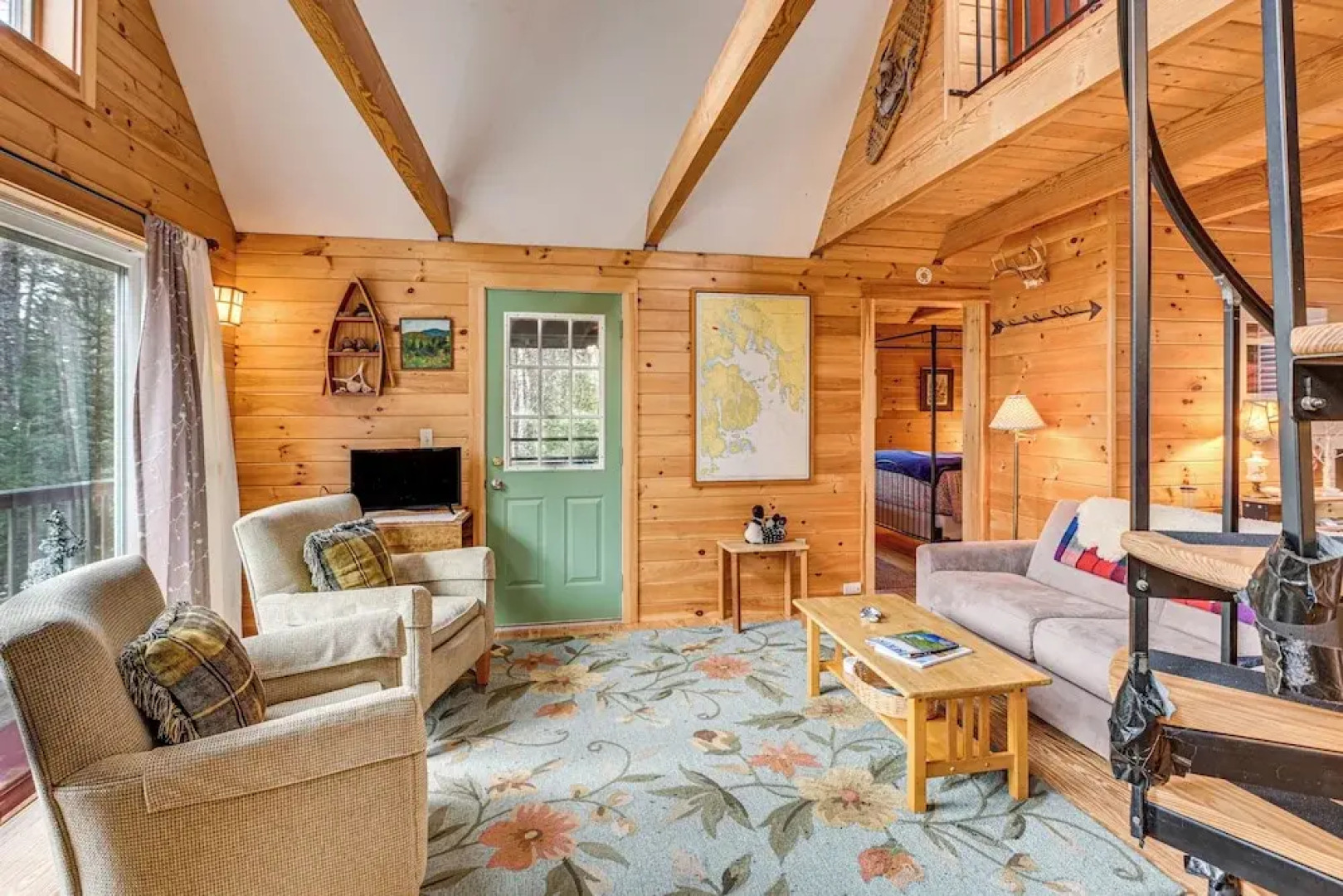 Lamoine Cabin w/ Deck ~ 16 Mi to Acadia Natl Park