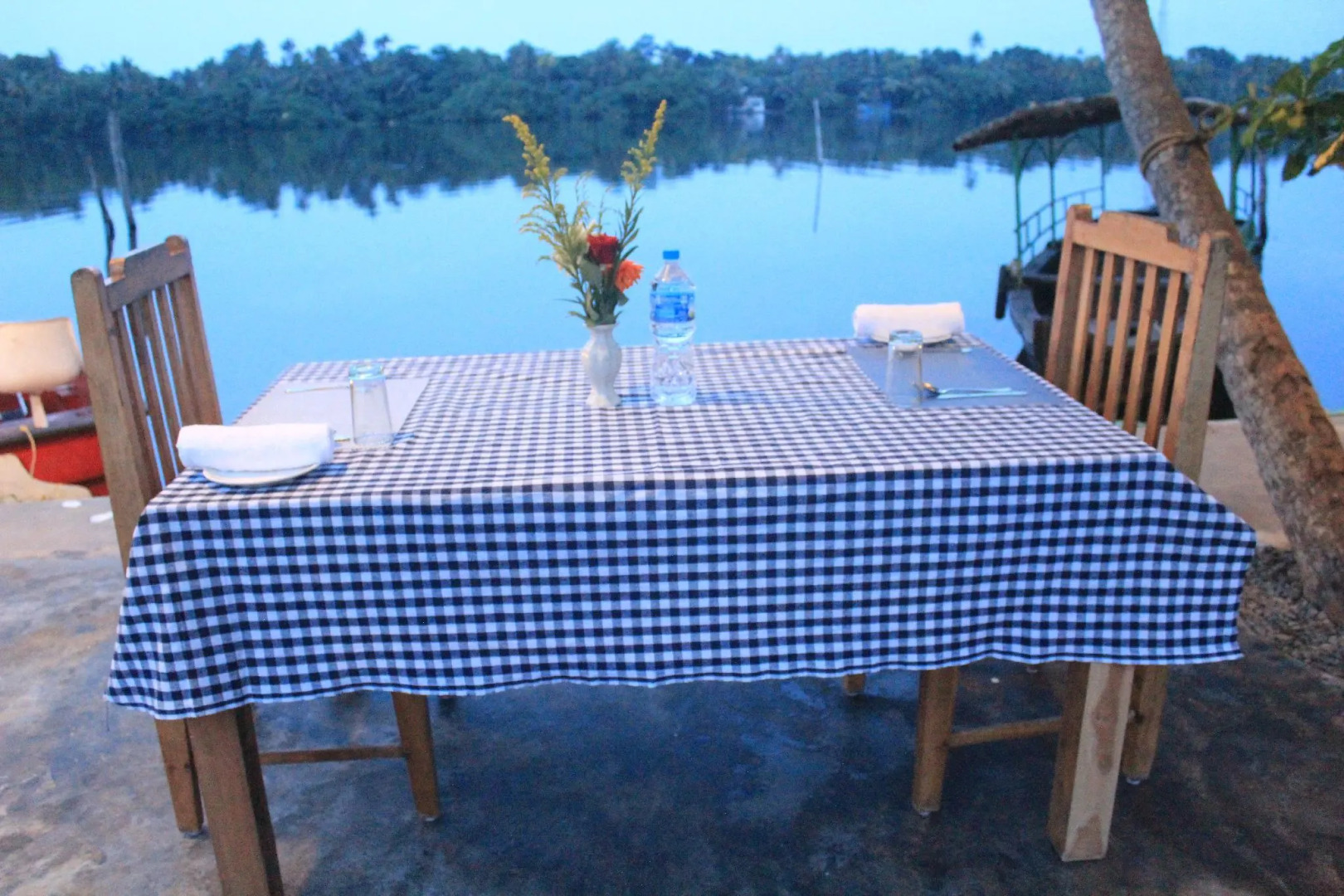 Breeze Backwater Homes - Homestay & Resort