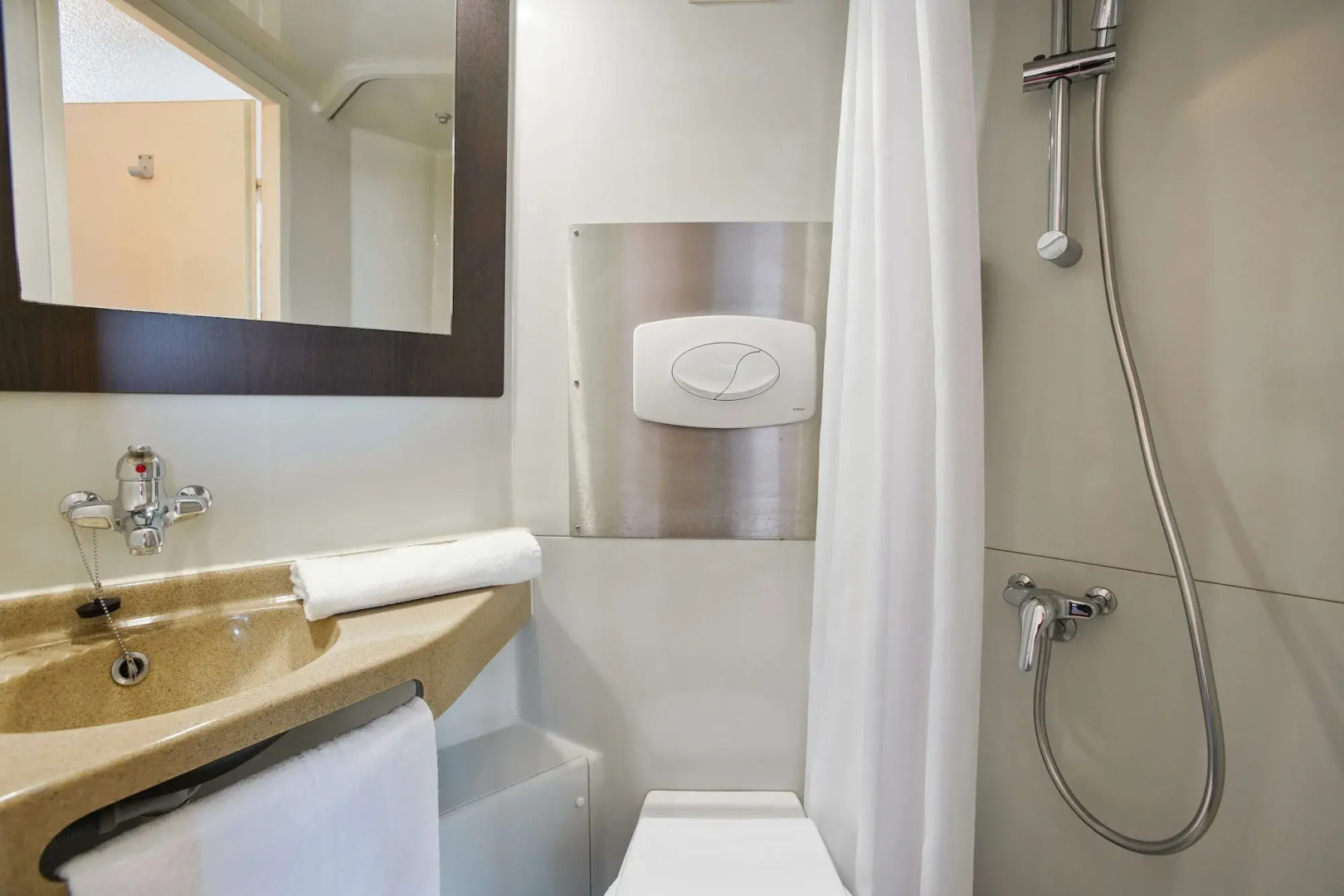 Premiere Classe Villejust - ZA Courtaboeuf