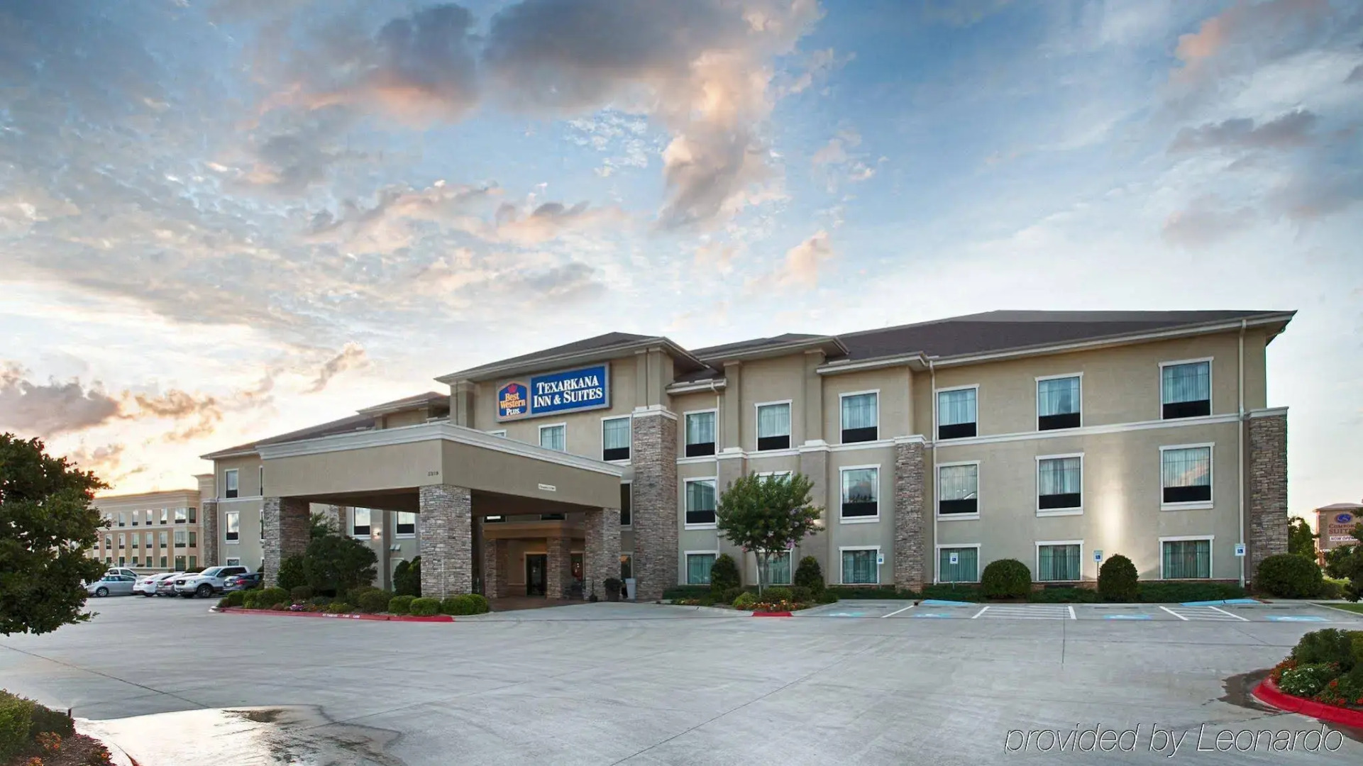 Best Western Plus Texarkana Inn & Suites