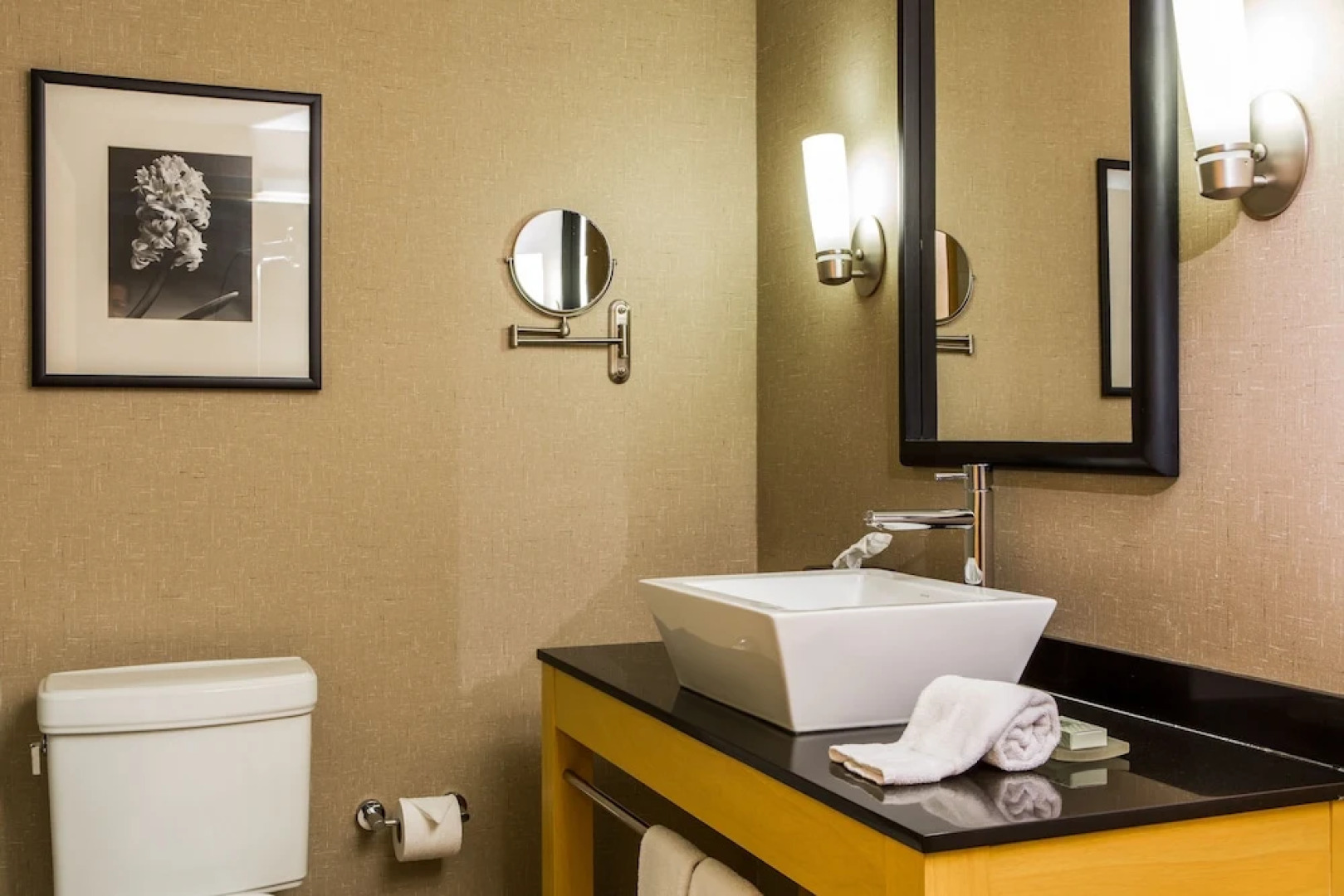 Cambria Suites Akron/Canton Airport