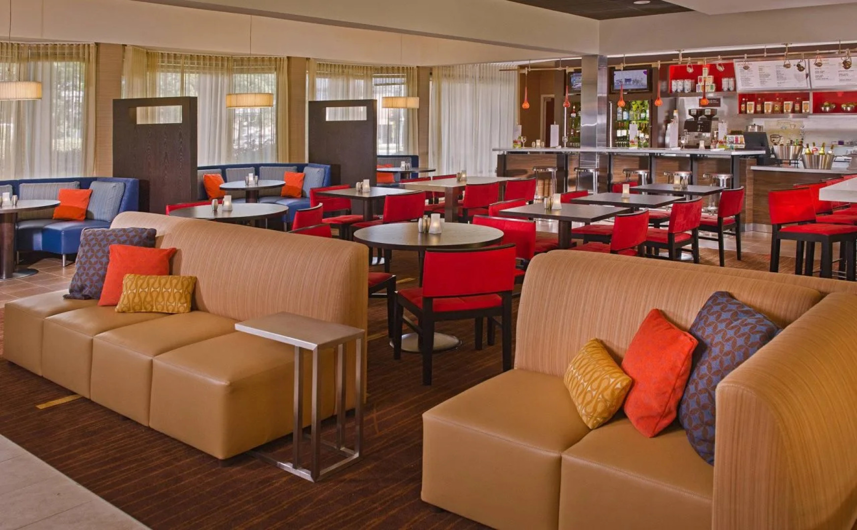 Courtyard by Marriott Raleigh/Cary