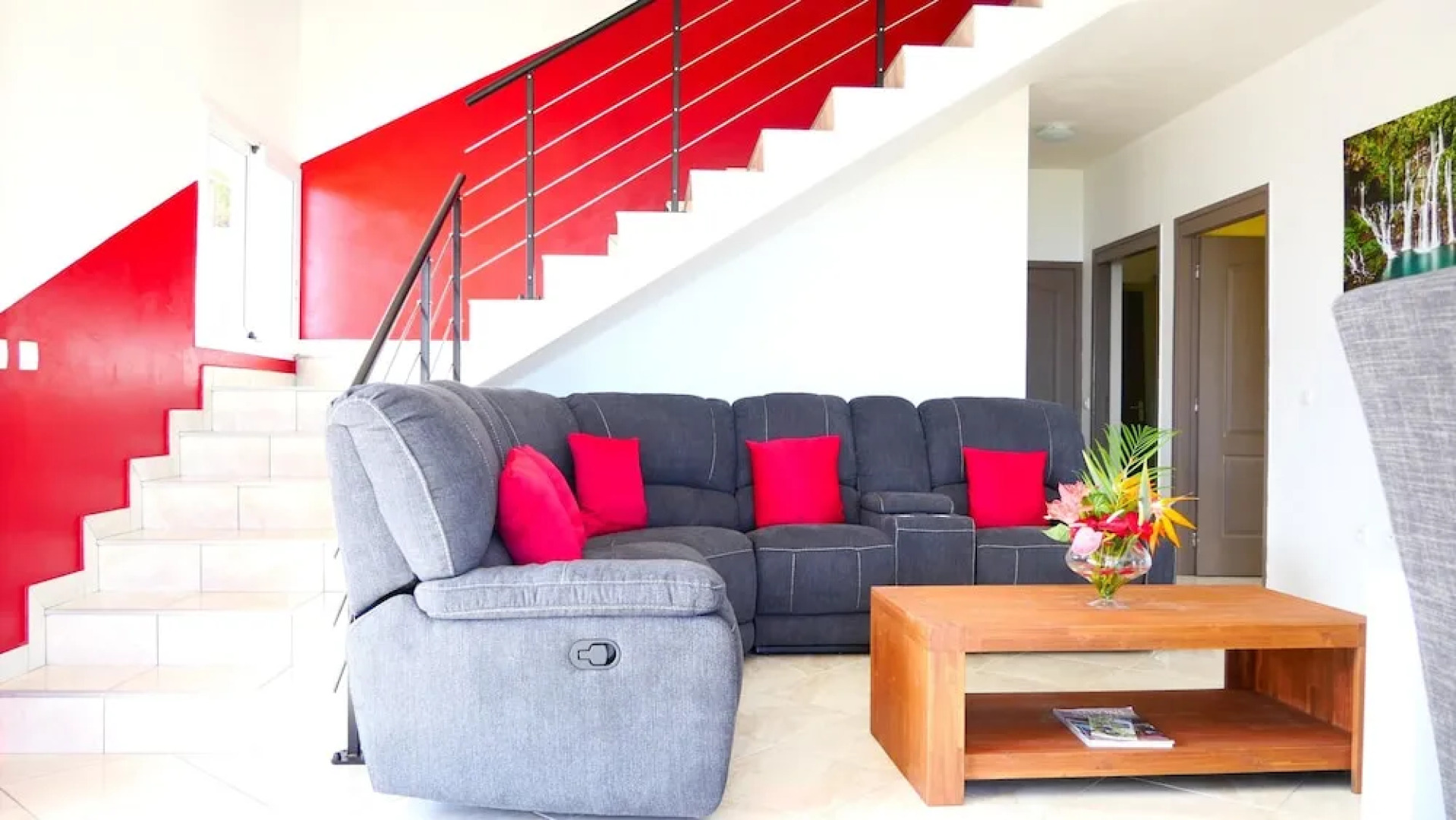 House With 4 Bedrooms in Piton Saint-leu, With Pool Access, Enclosed G