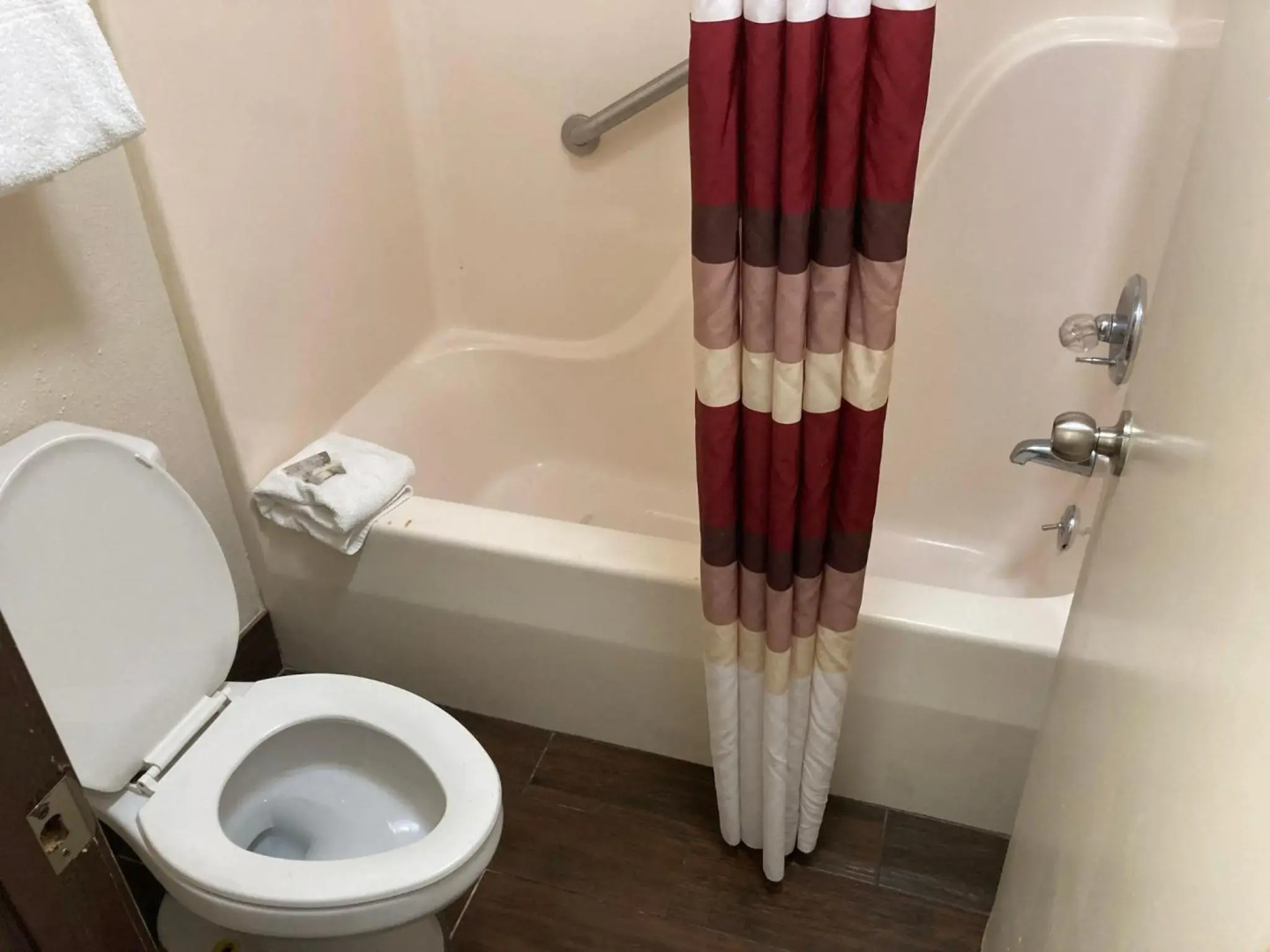 Red Roof Inn Cookeville - Tennessee Tech