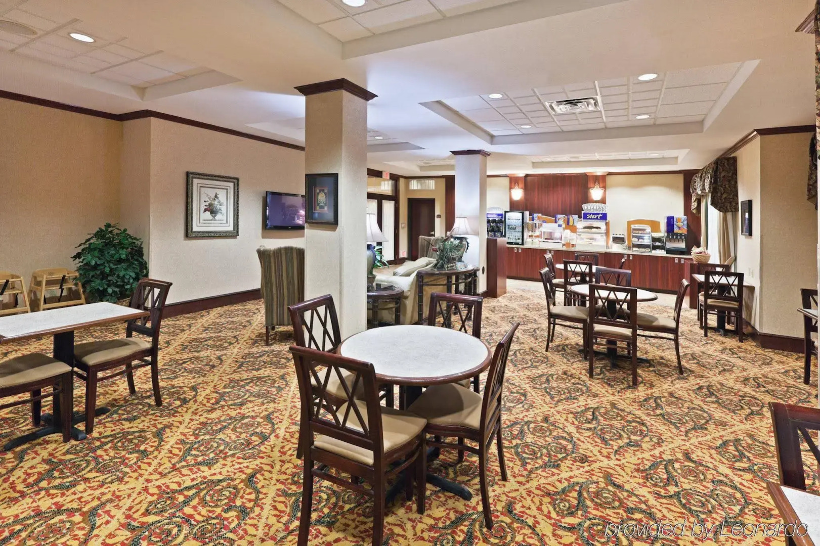 Comfort Inn & Suites