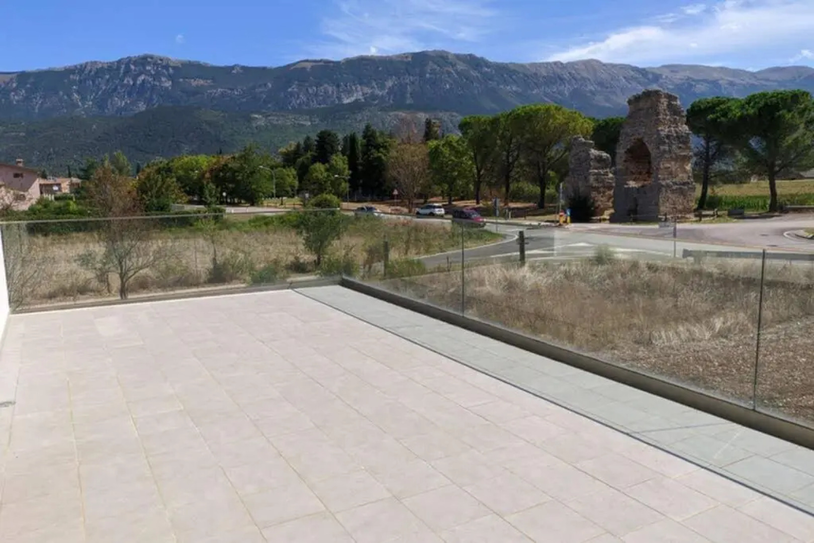 6 bedrooms house with furnished garden and wifi at Corfinio