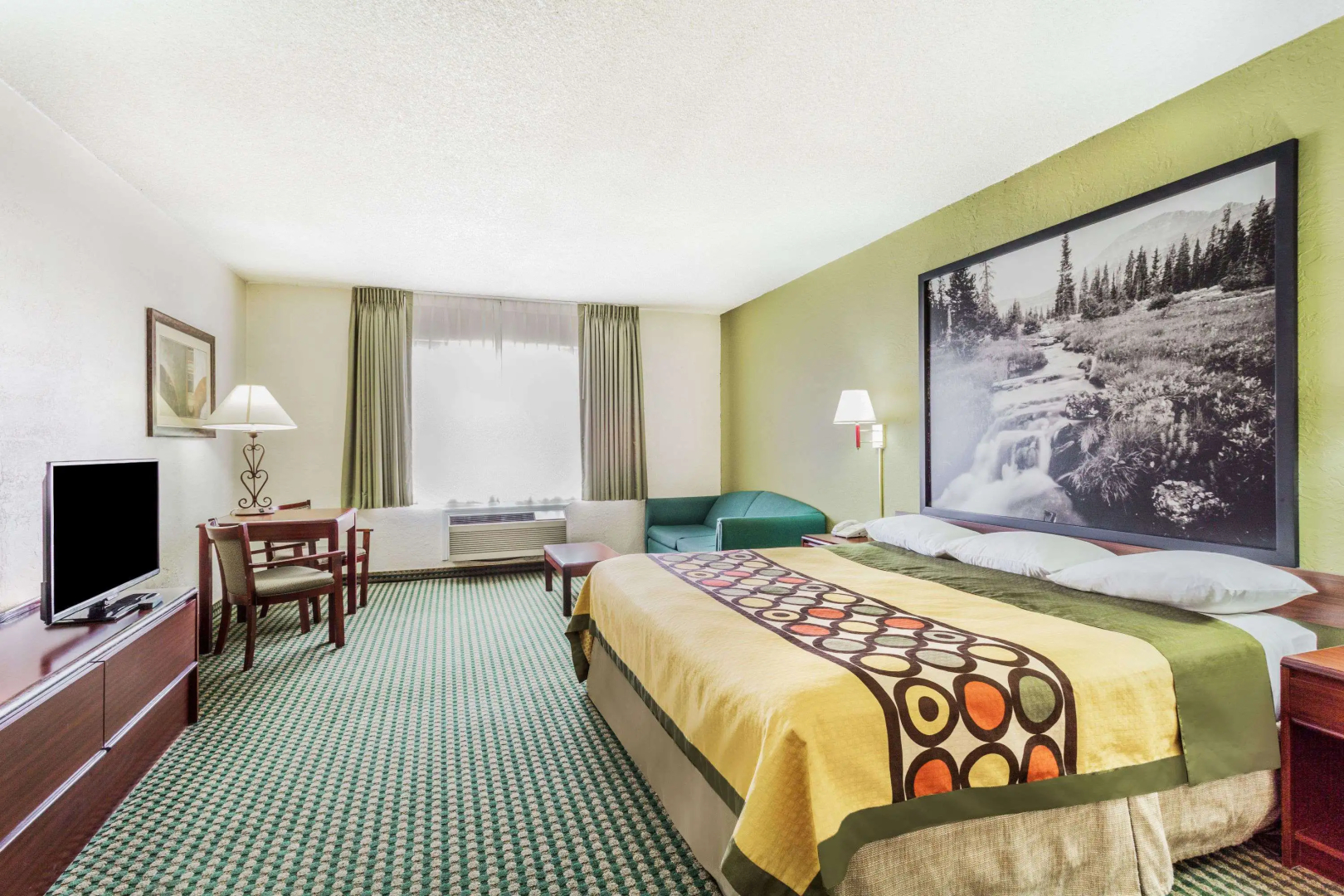 Super 8 by Wyndham Wendover