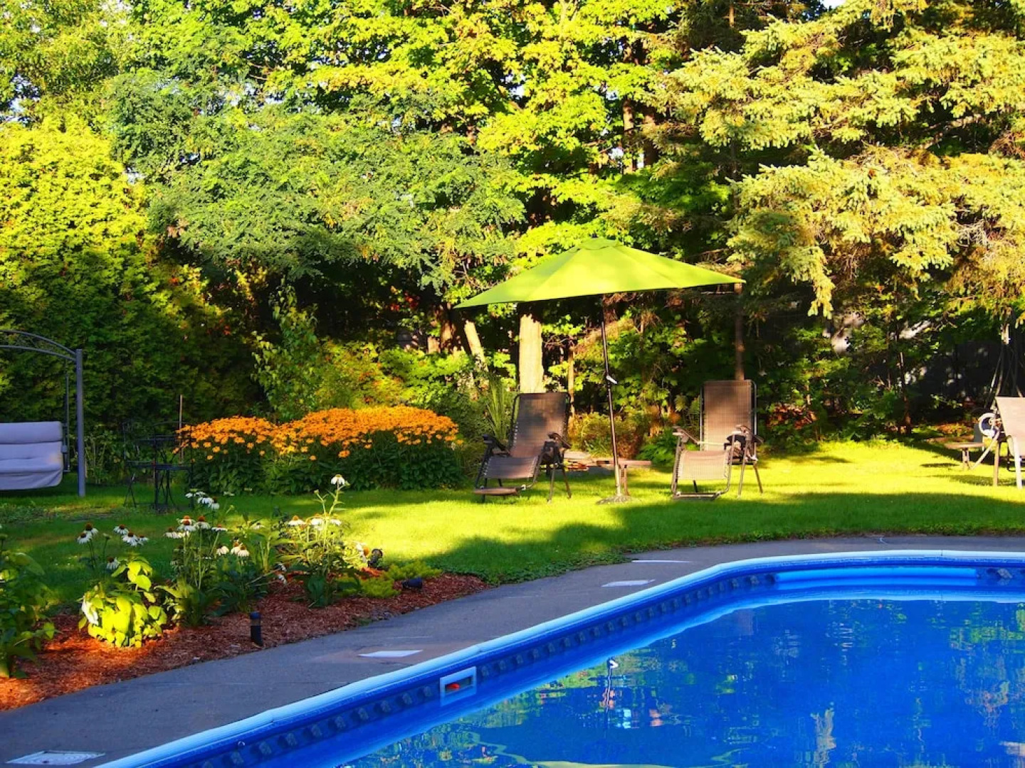 Au Manoir de la rue Merry