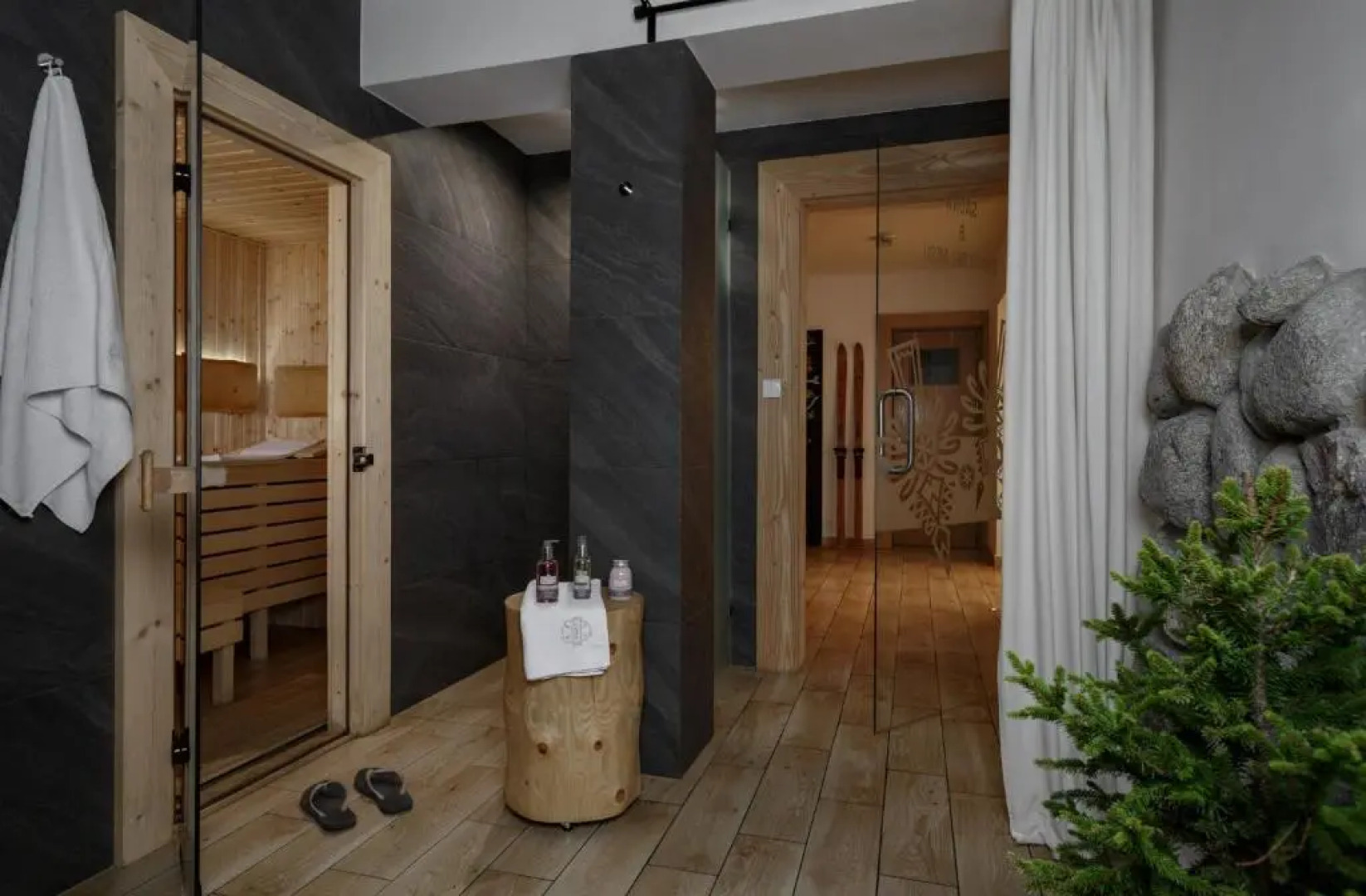 Villa 11 Folk & Design