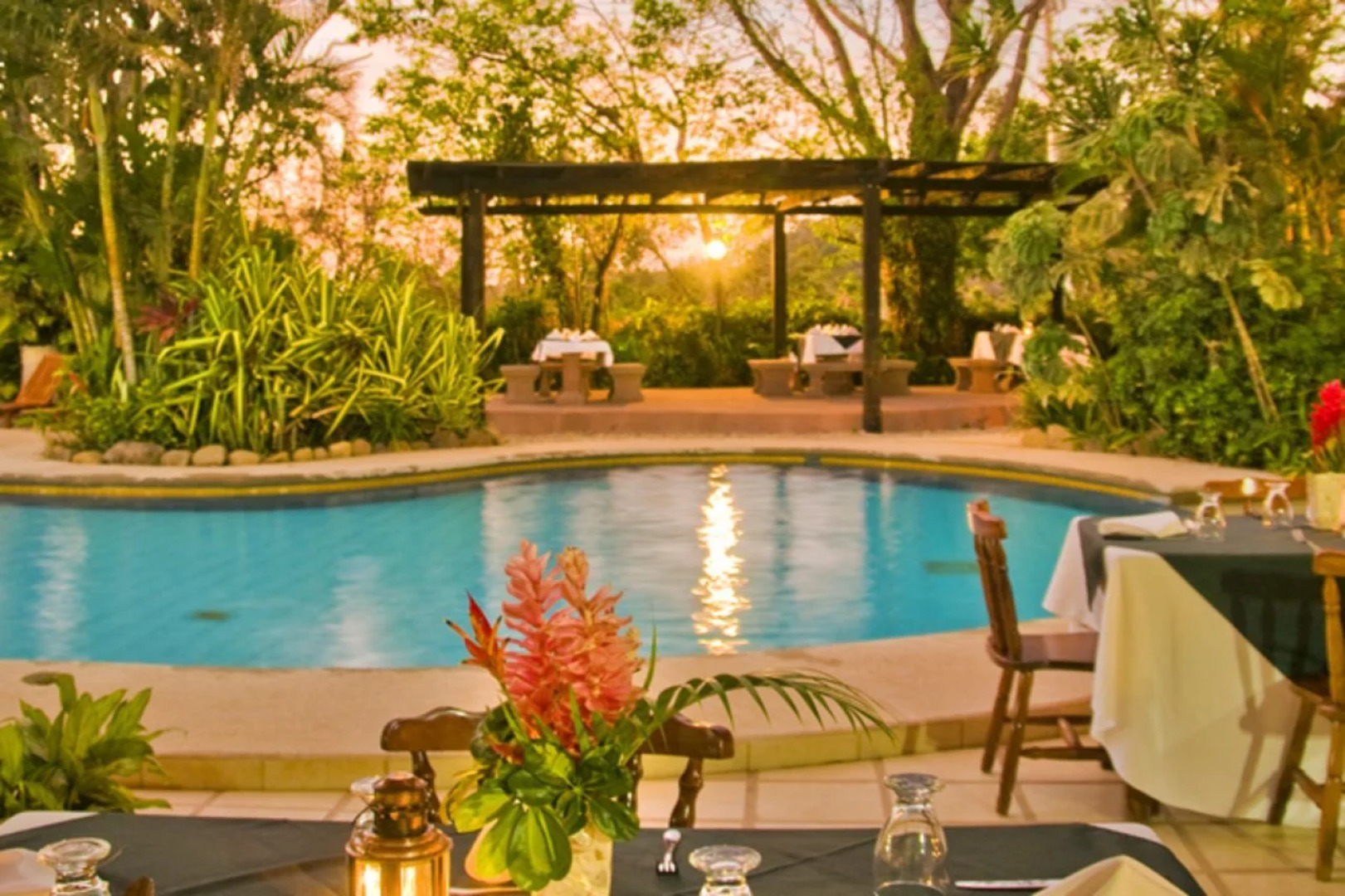 Hotel Hacienda Guachipelin