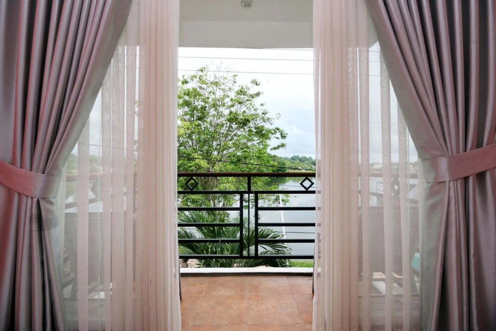 Airy Manggar Merbabu Belitung