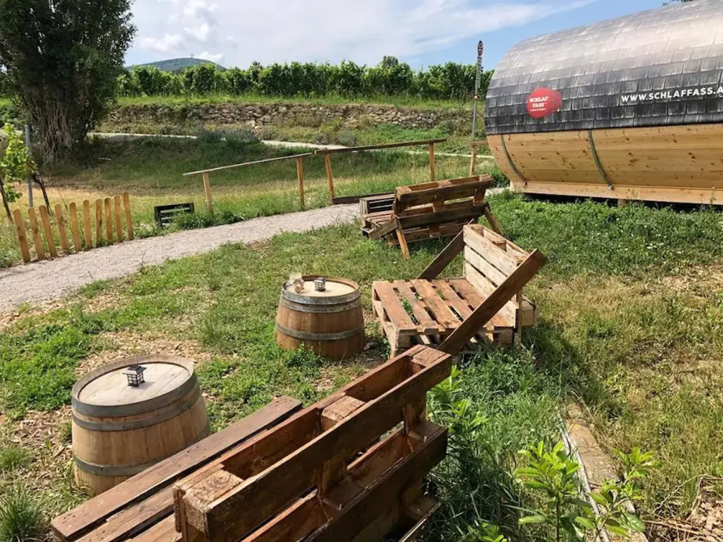 Schlaffassdorf Thallern