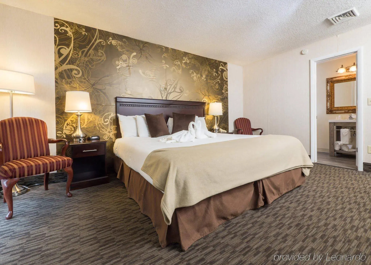 The Georgian Lakeside Resort