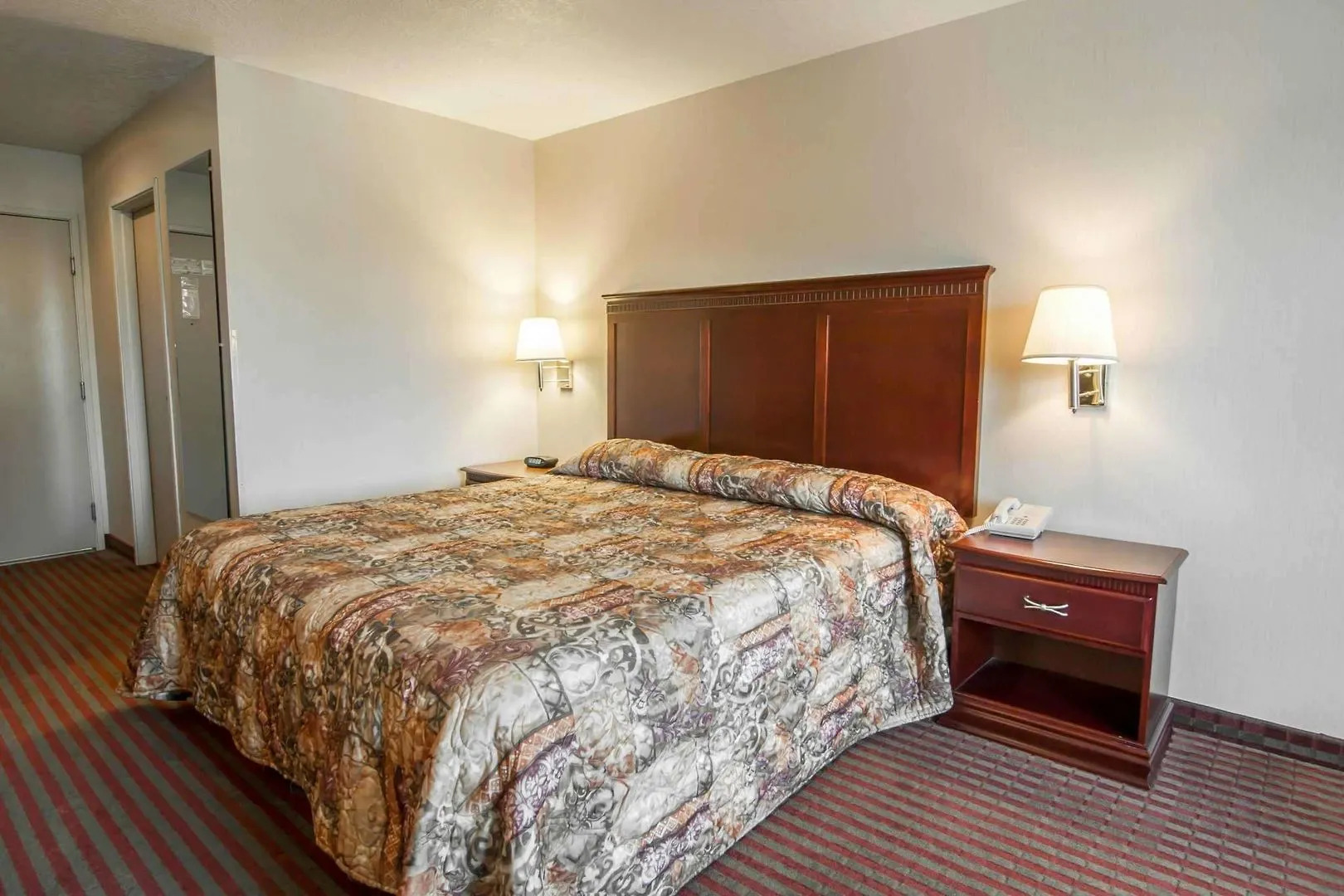 Bridgeway Inn & Suites Sublimity