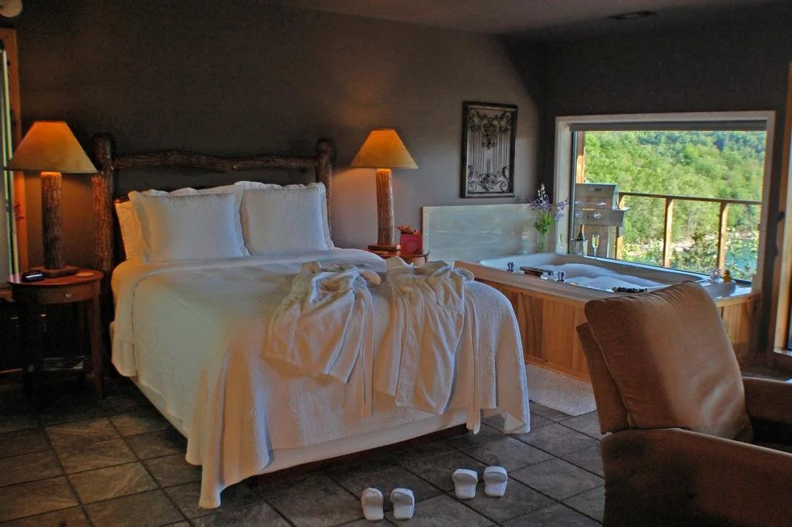 Beaver Lakefront Cabins - Couples Only Getaways