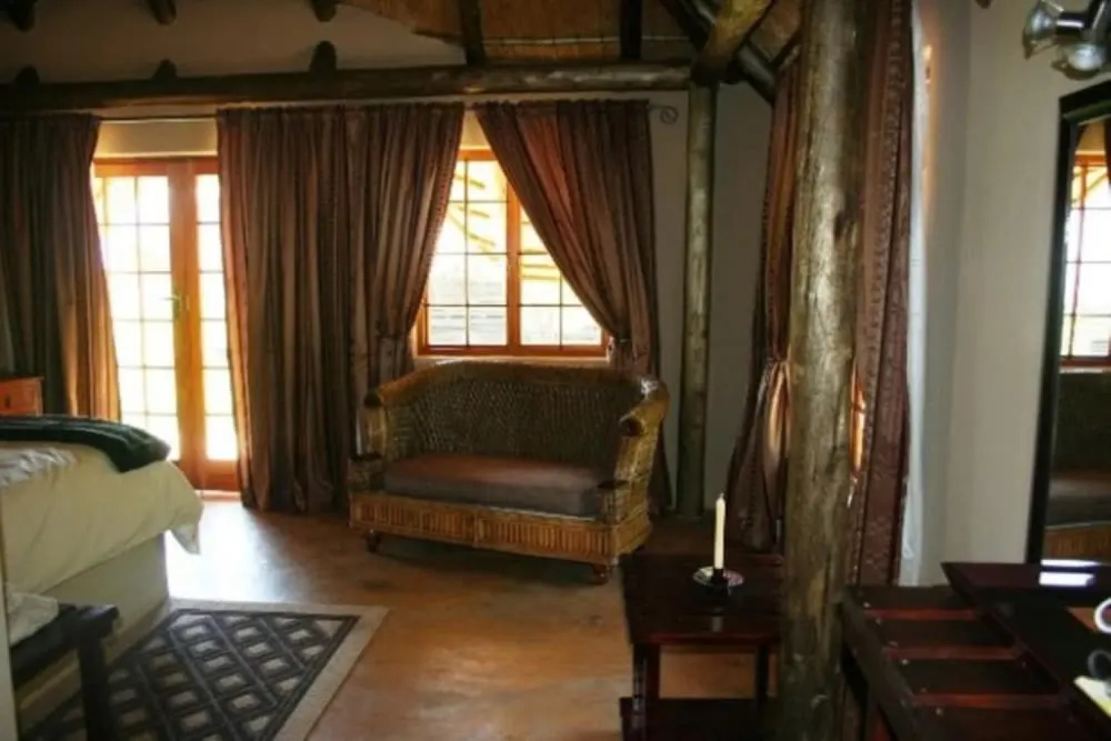 African Flair Country Lodge