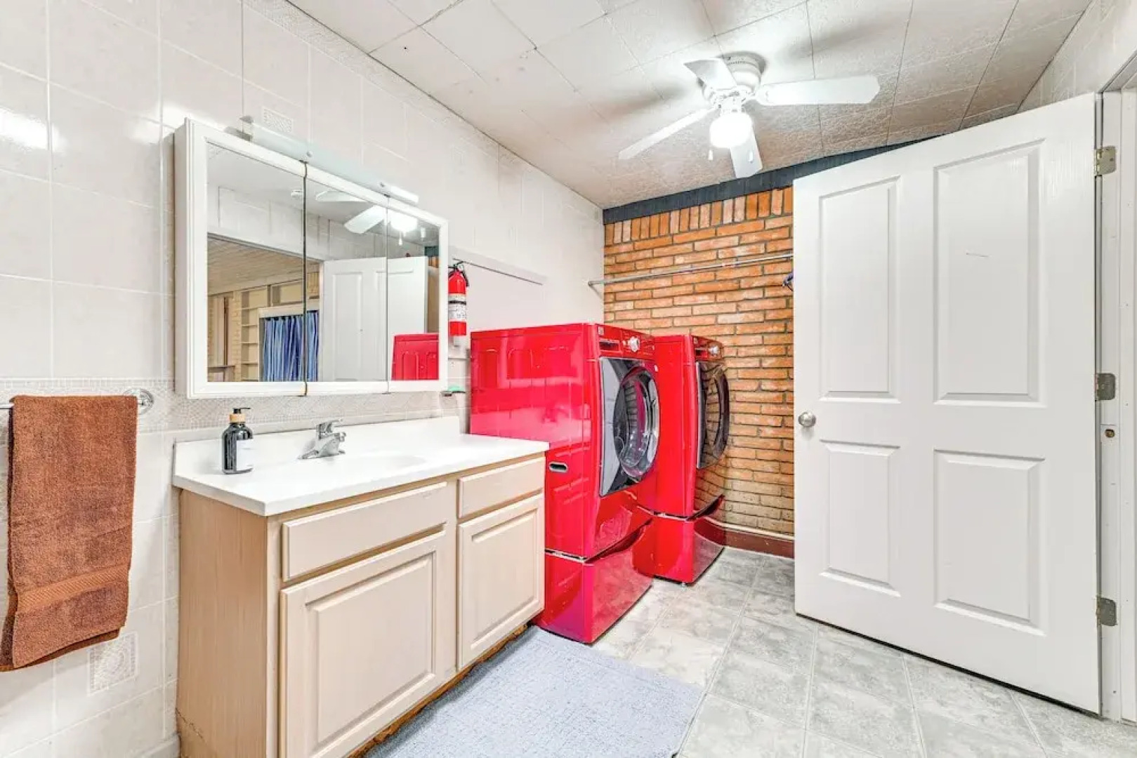 9 Mi to Dtwn: Fort Worth Home w/ Patio & Yard