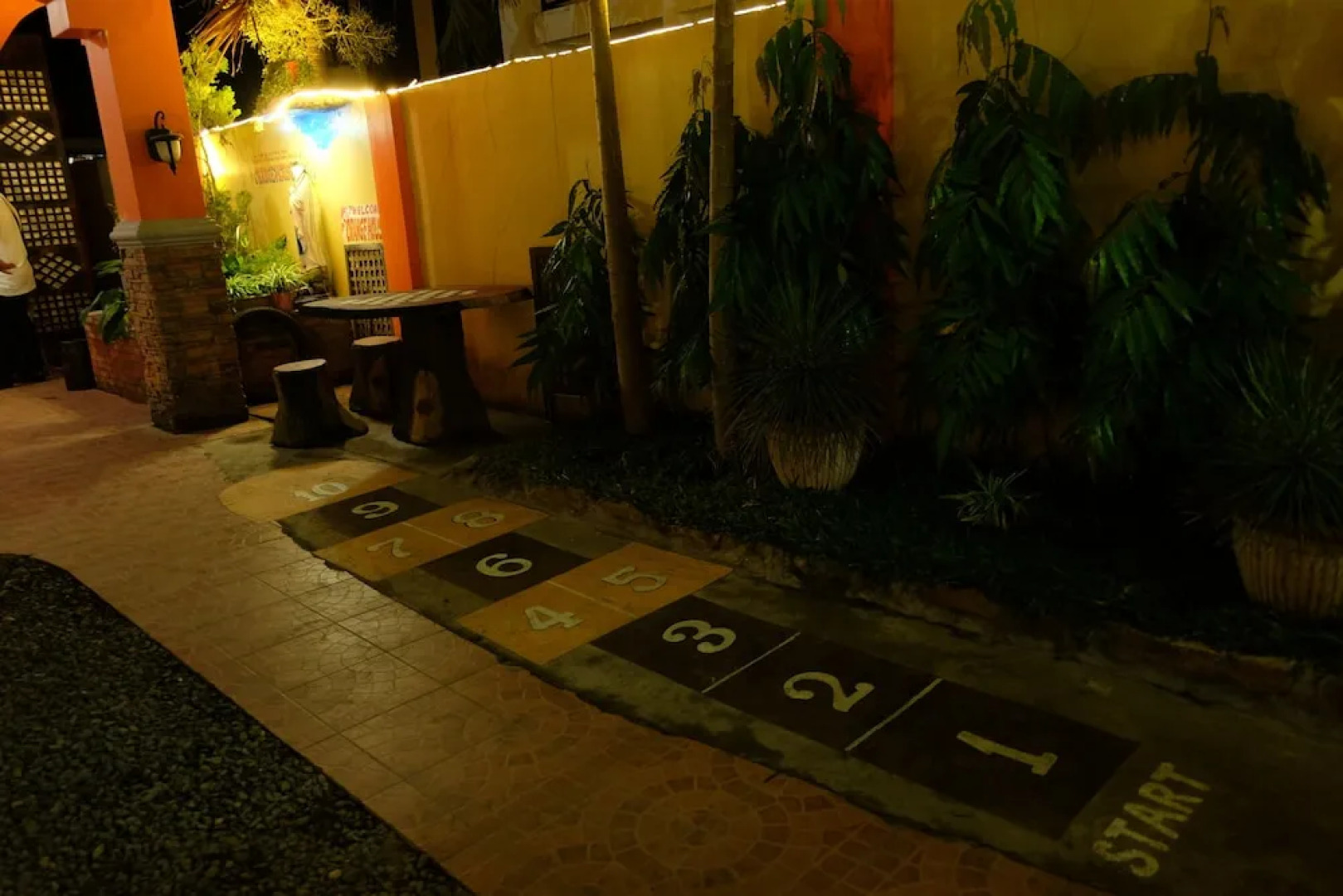 The Orange House - Vigan Villa