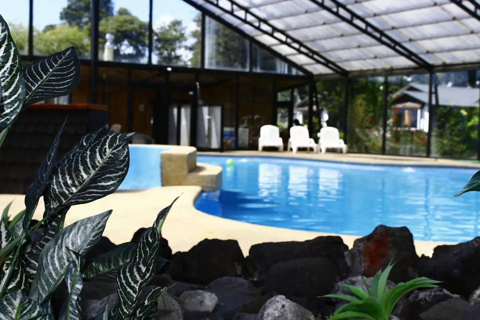 Cabanas y Piscina Rucamalen