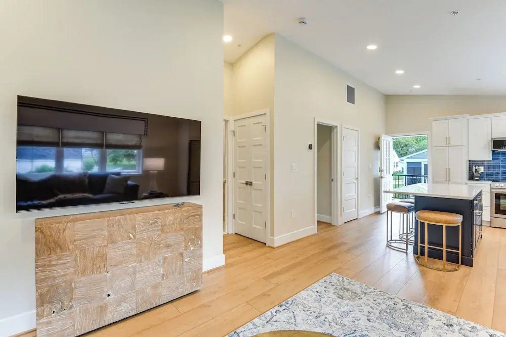 2 Mi to Usna: Modern Annapolis Home w/ Fire Pit