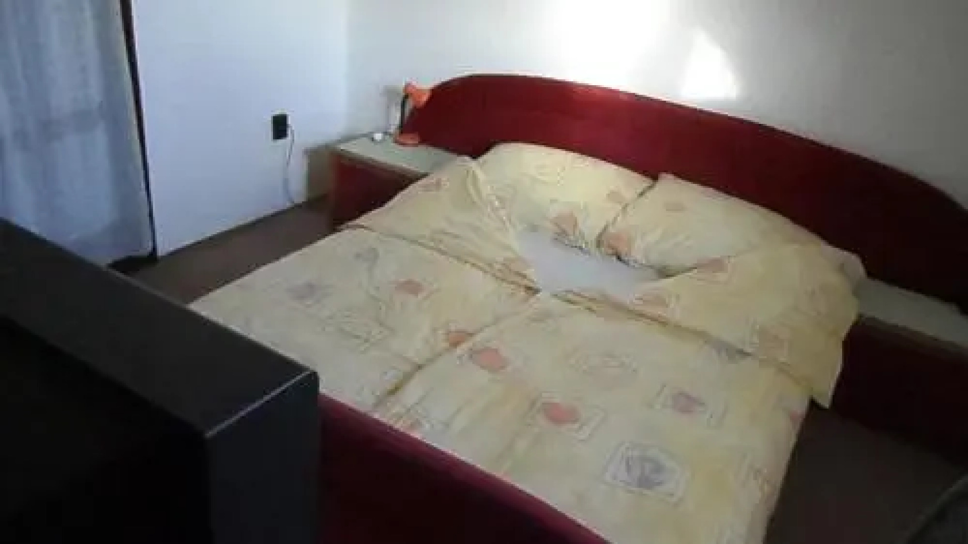 Hársfaapparman és vendégház