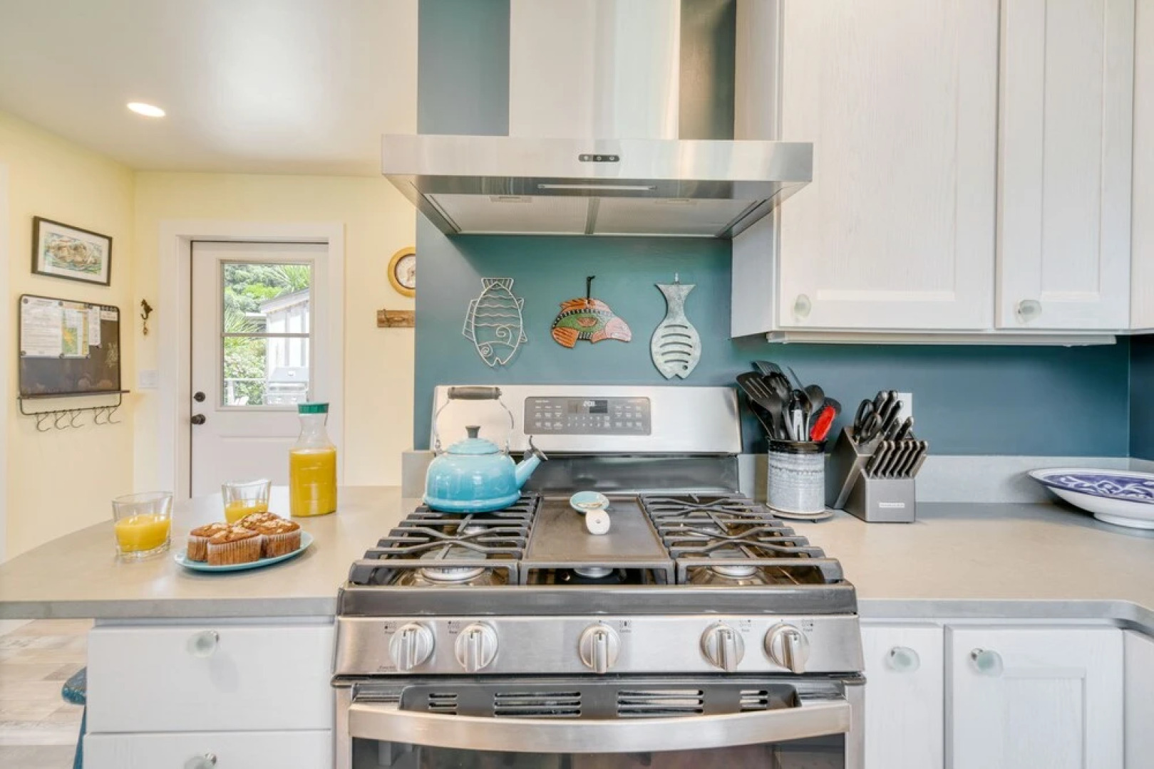 Shanks Lane SF 7 Beach Pines Bungalow