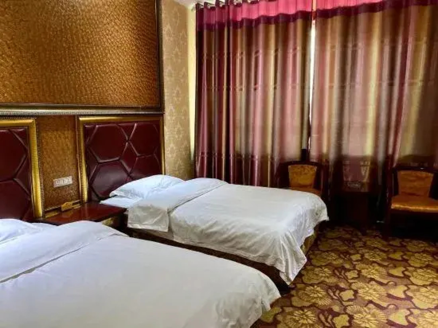 Hotel Jimsar Zhongcheng
