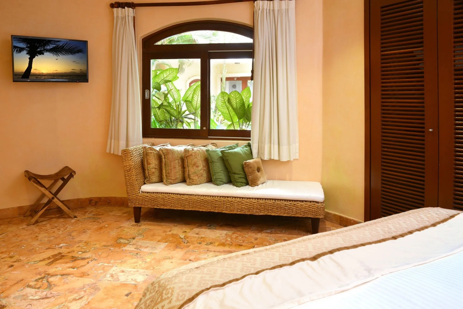 Villas Sacbe Condo Hotel and Beach Club