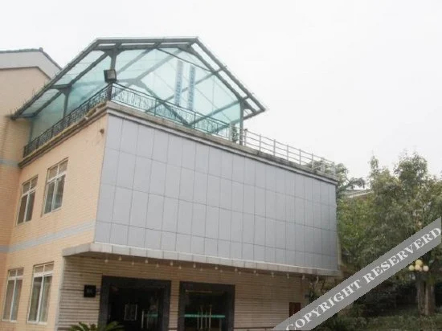 Shanyin Qiuming Hotel