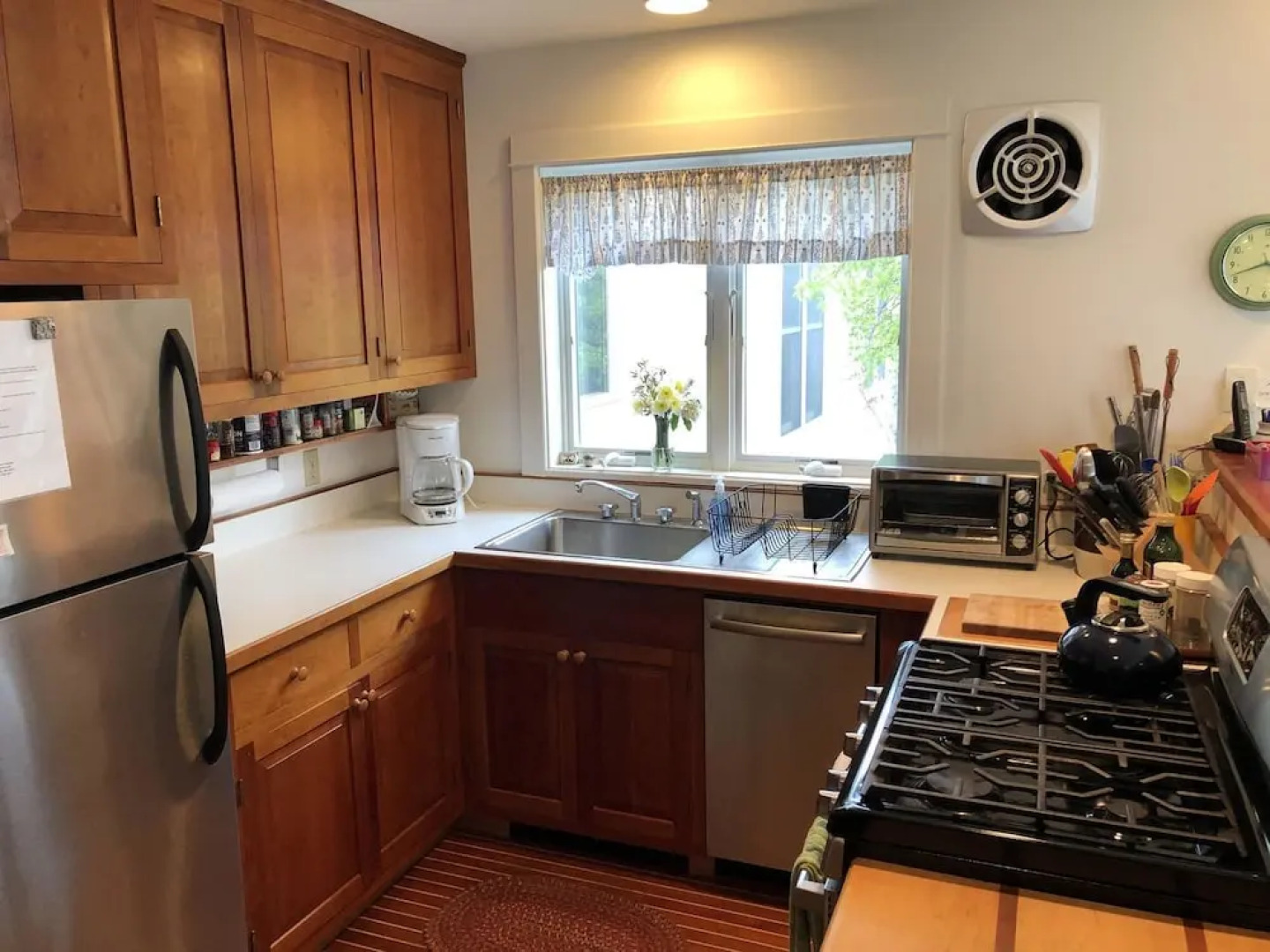 Artists Retreat - Four Bedroom Home