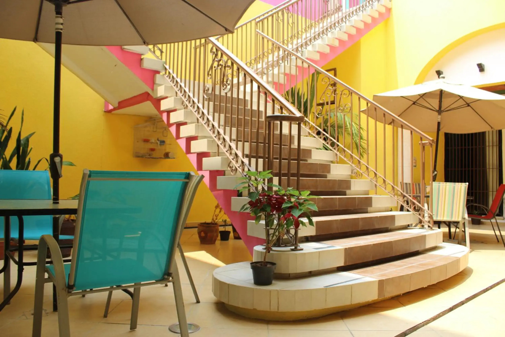 Hotel Guaranducha Inn