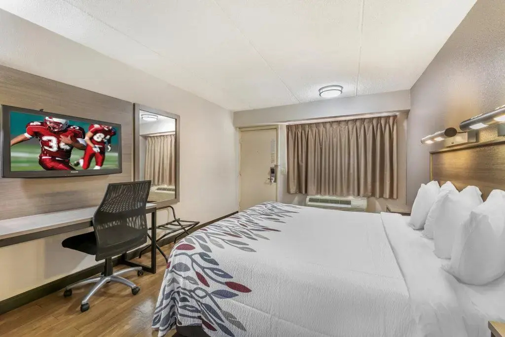 Red Roof Inn Erie – I-90