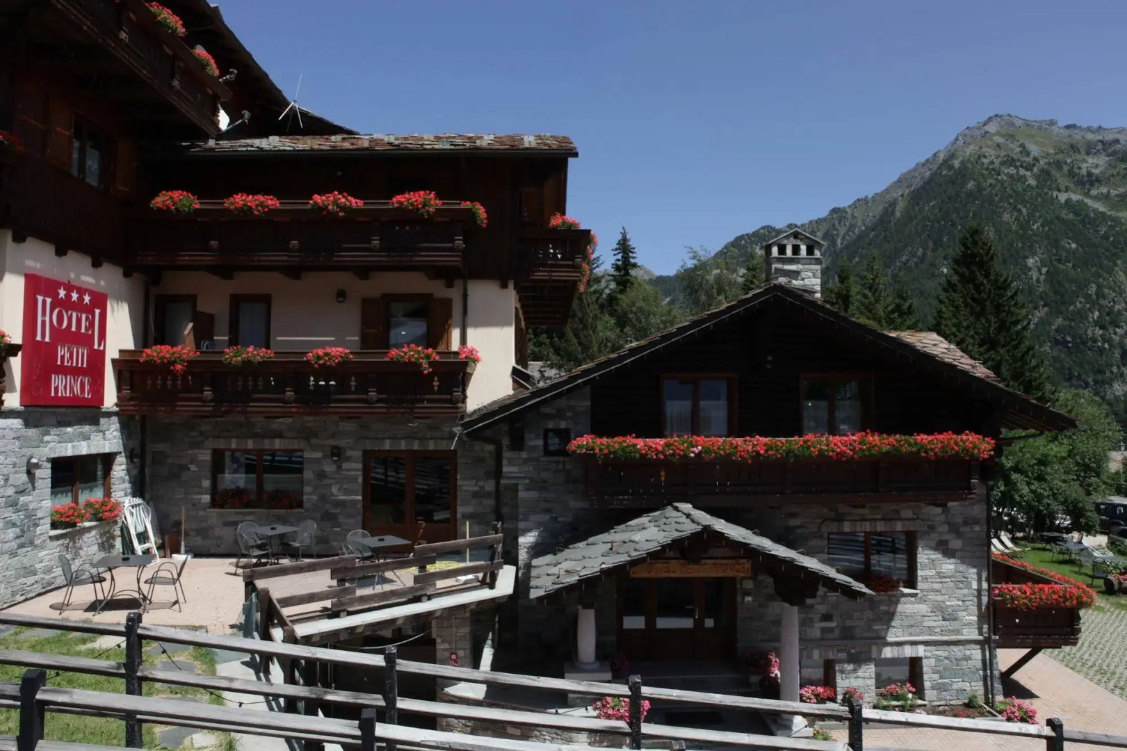 Hotel Petit Prince