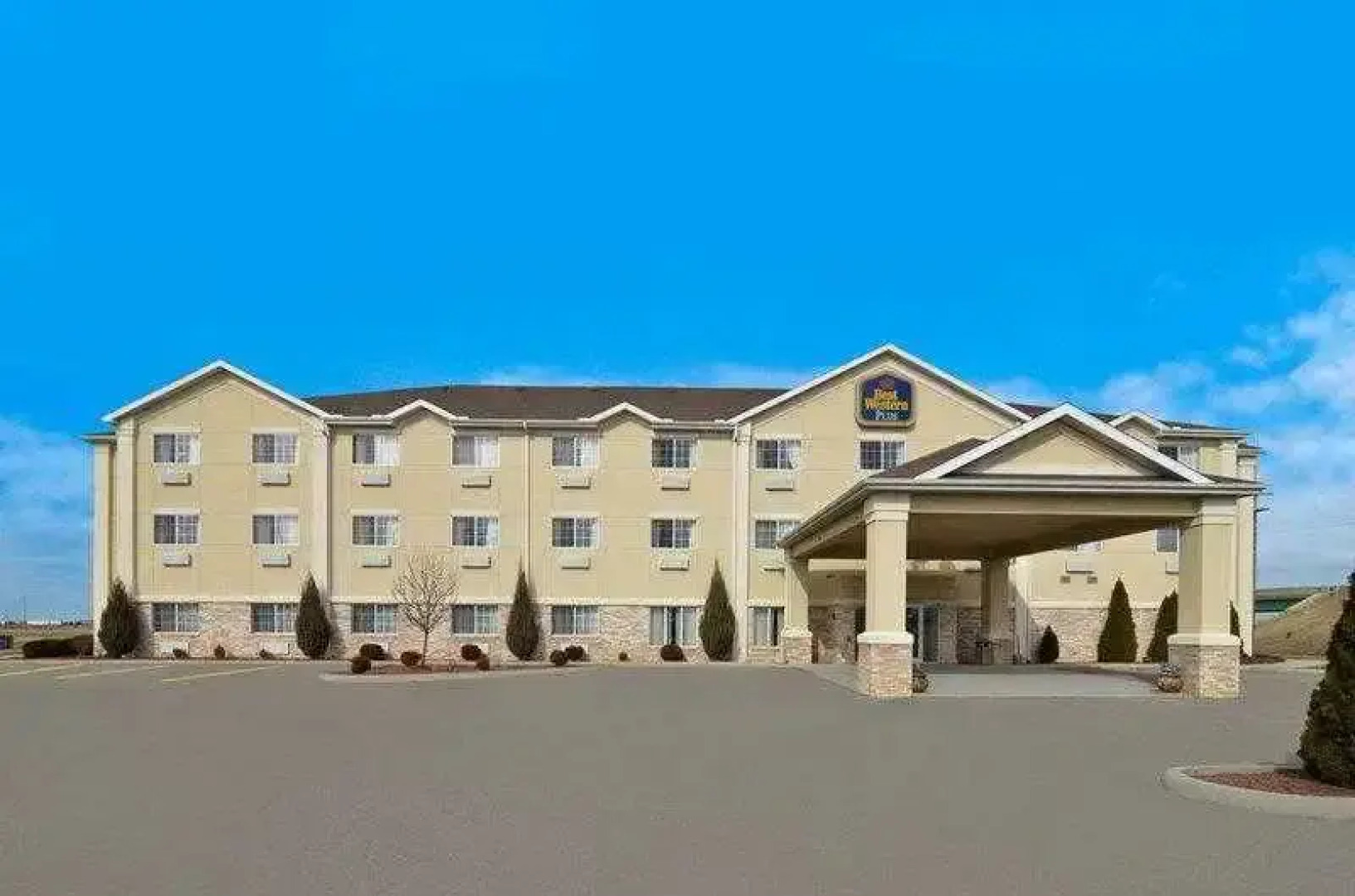Best Western Napoleon Inn & Suites