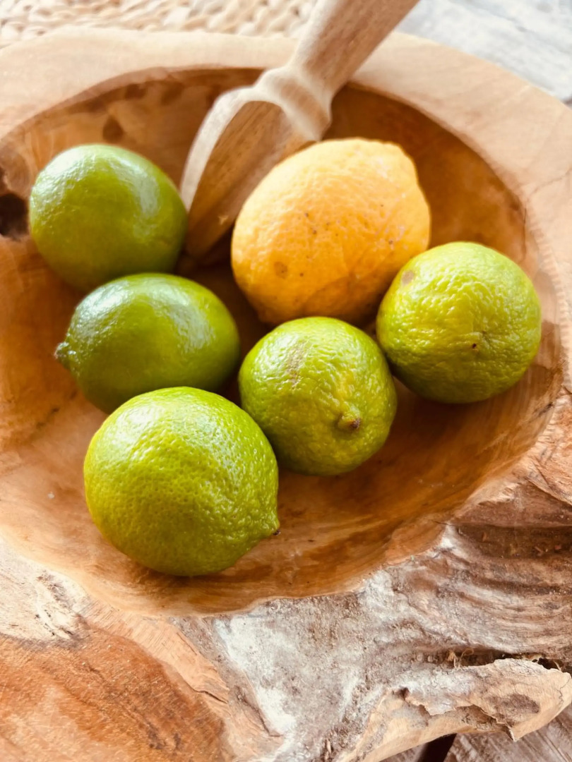 Ron De Mar #3 modern room