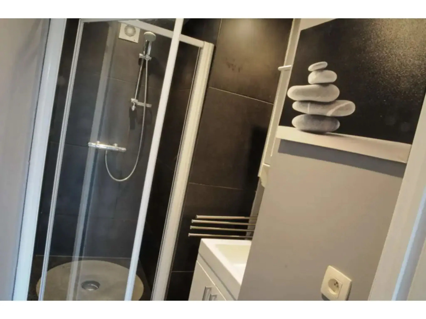 Inviting Holiday Home, Near Cave of Lorette, Namur and Parc Naturel Rgional des Ardennes