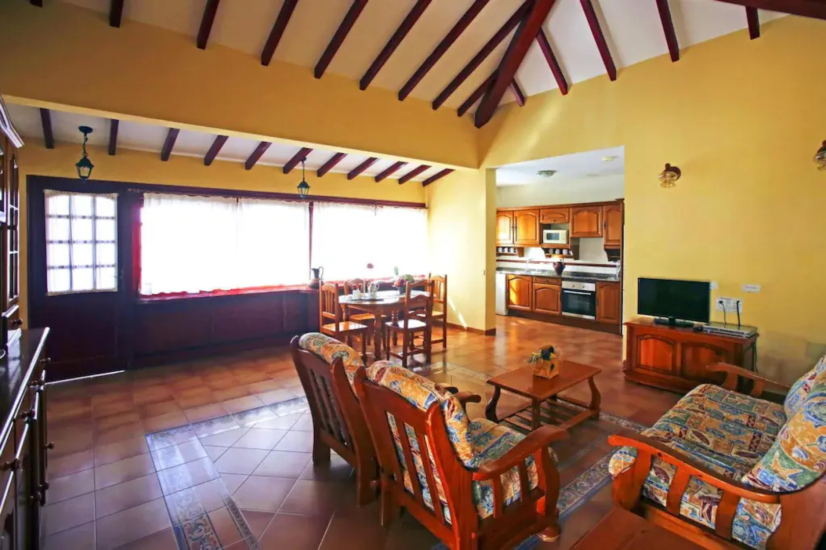 Holiday home in Caleta de Fuste with hot tub