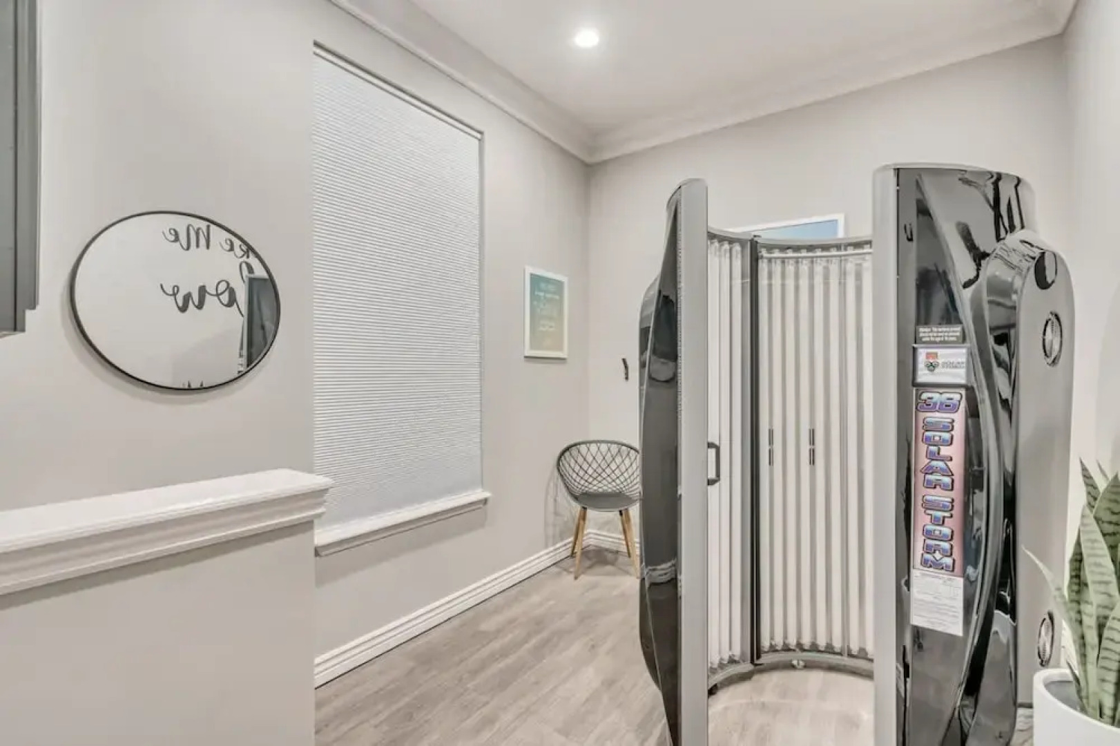 Quiet Apt - Close to Davis Conference - King Bed