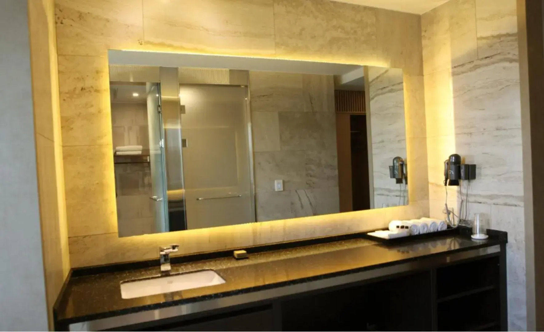 Hotel DongBang