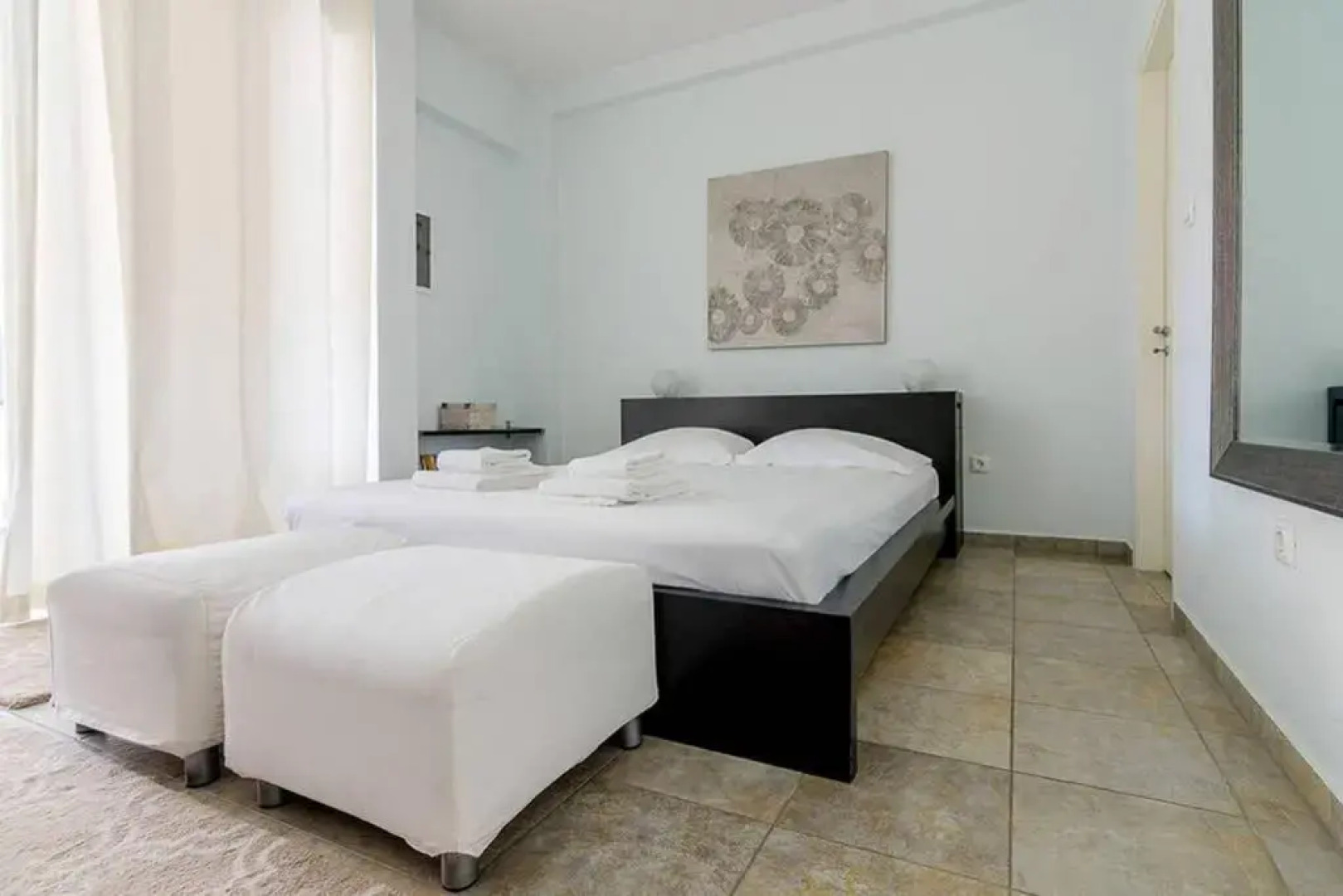 1bedroom house in the city center with great view