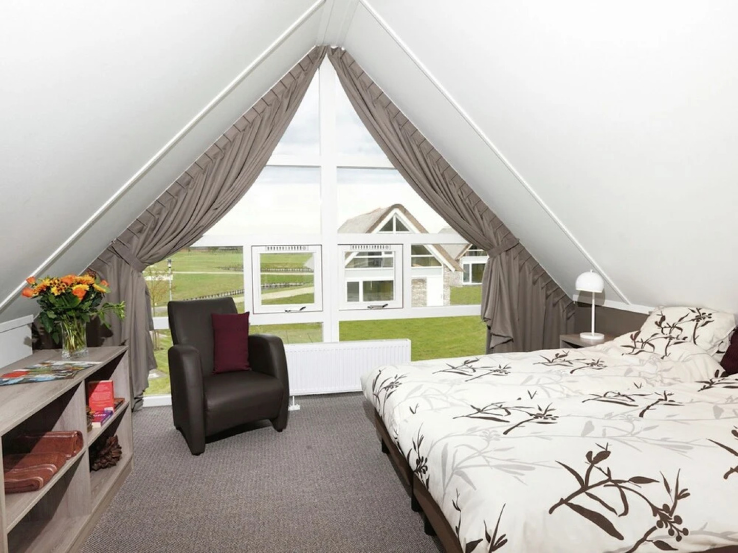 Family Retreat With Garden