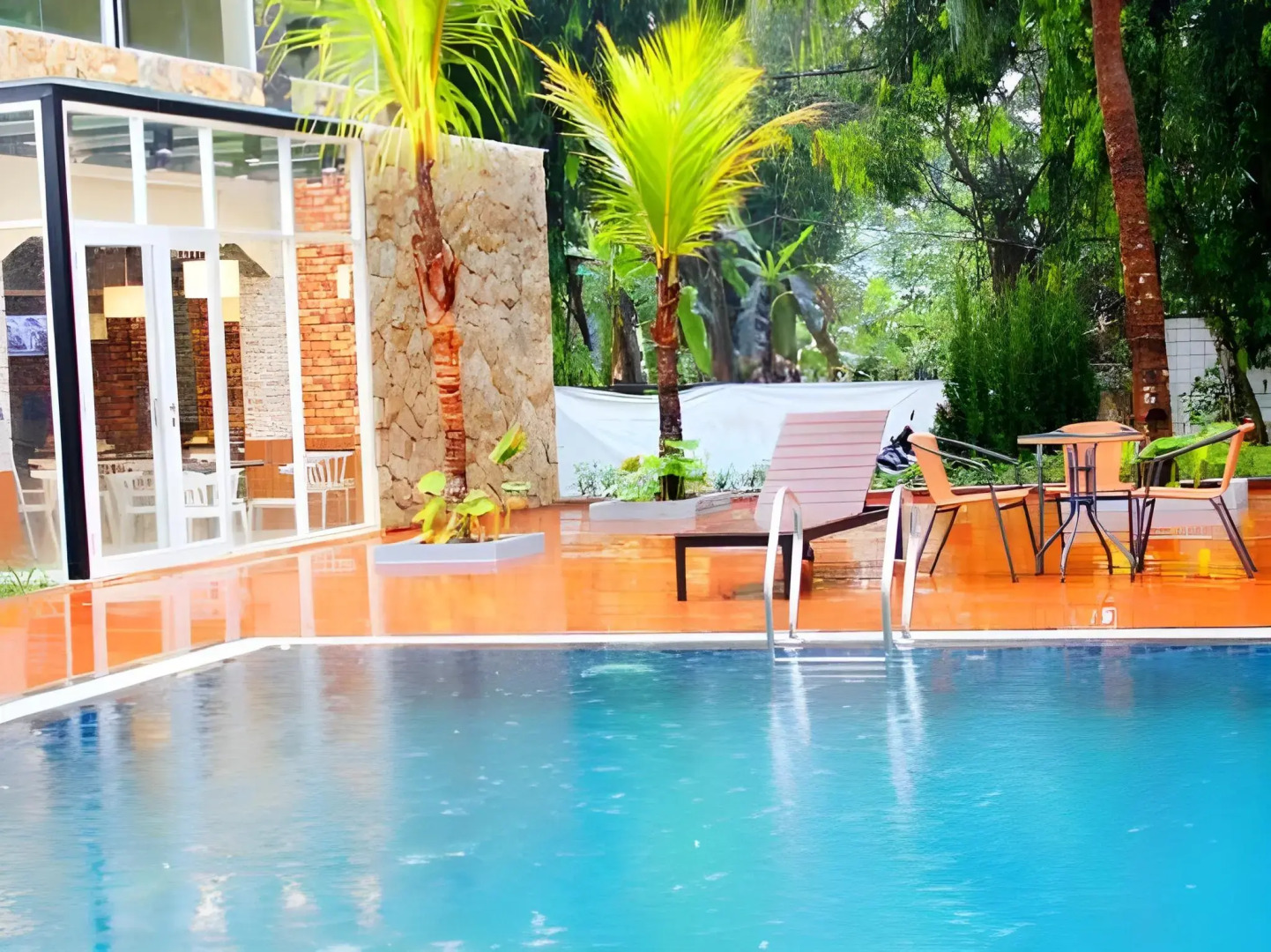 Bali de Anyer Hotel & Restaurant