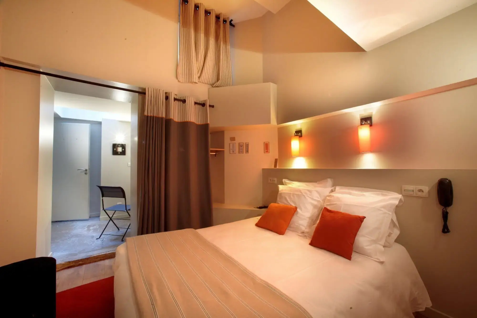 HOTELO Lyon Charité