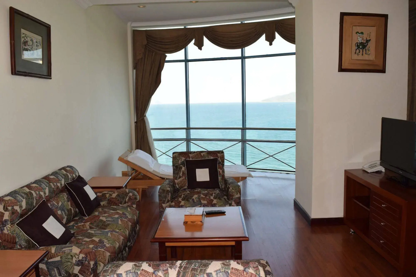 Yasaka Saigon Nha Trang Hotel