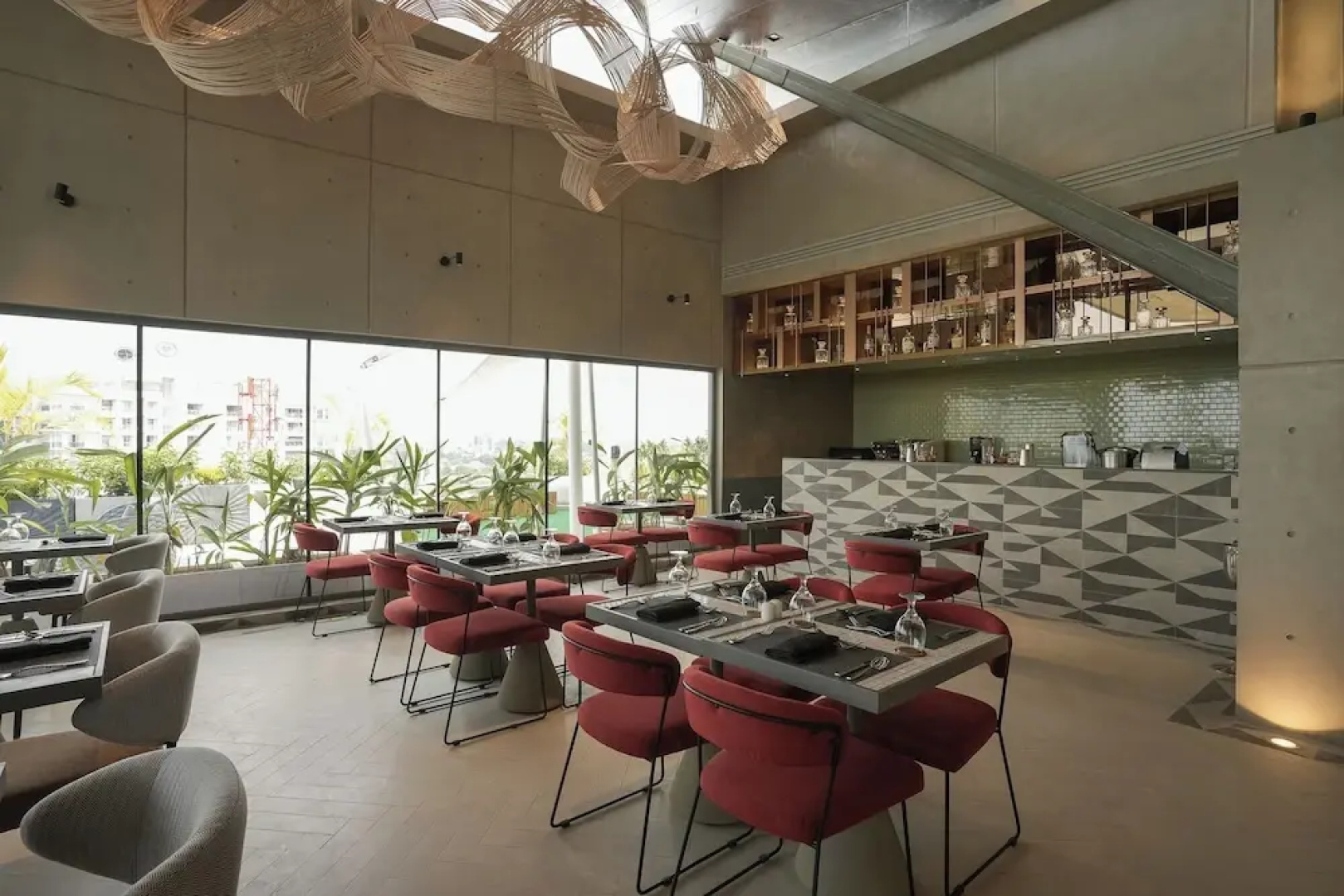 SeSaya Poshtel & Bistro - Colombo's Newest and Finest Poshtel Dorms and Rooms
