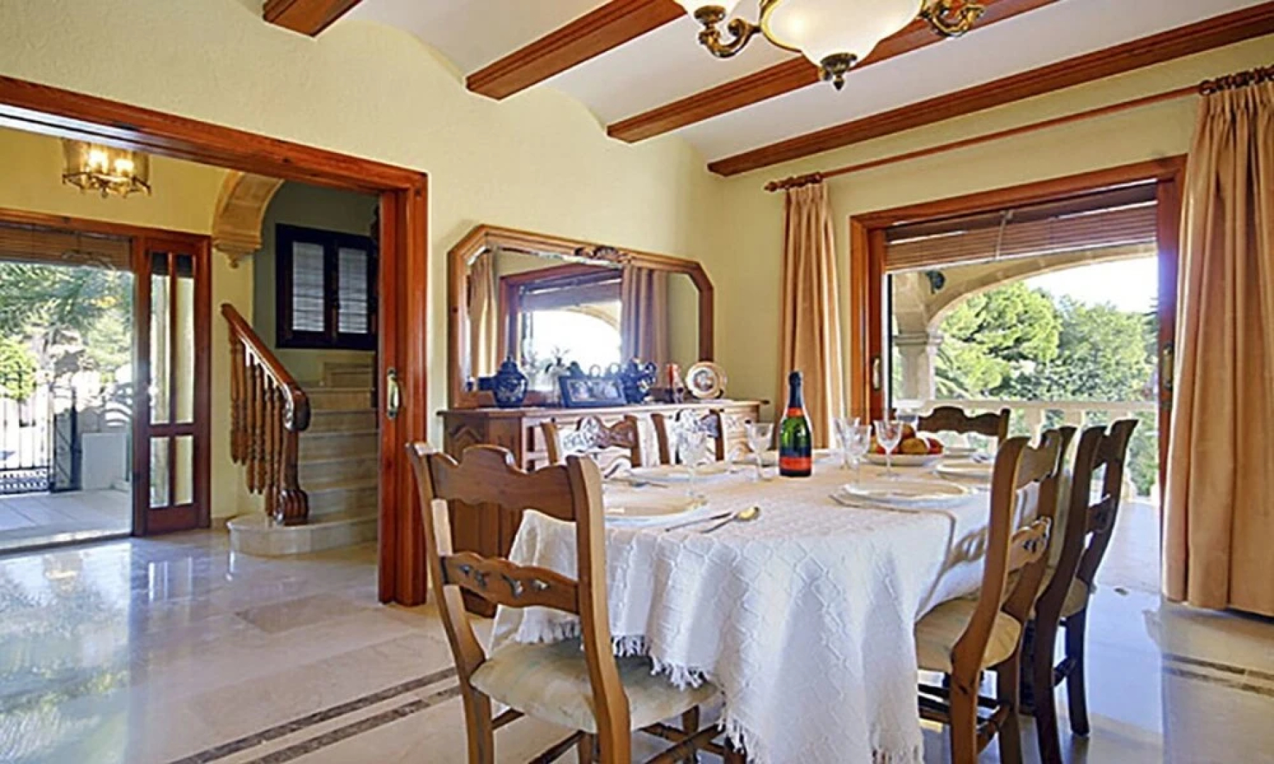 Villa Llobell - Plusholidays