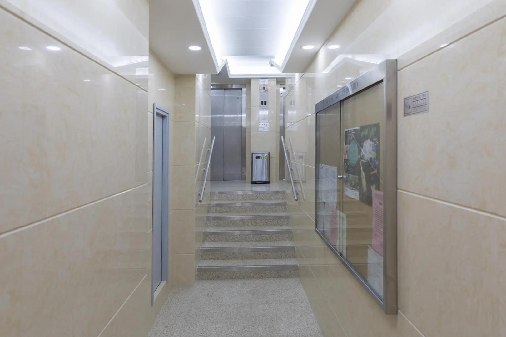 Check Inn HK - Hostel