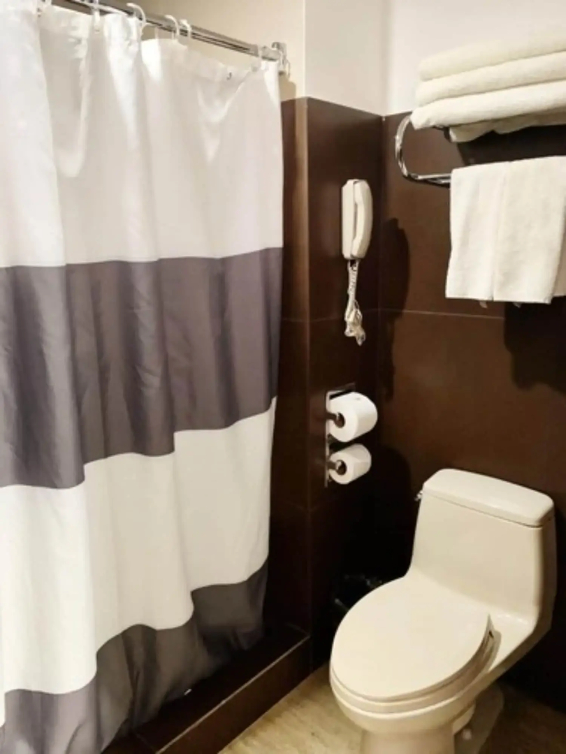 Beverly Hills: Hotel & Business